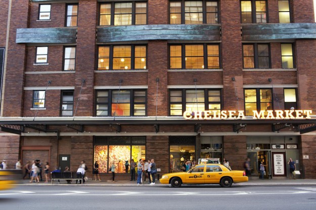 NY・チェルシーマーケットに学ぶ。建物を残す再開発“コンバージョン”とは