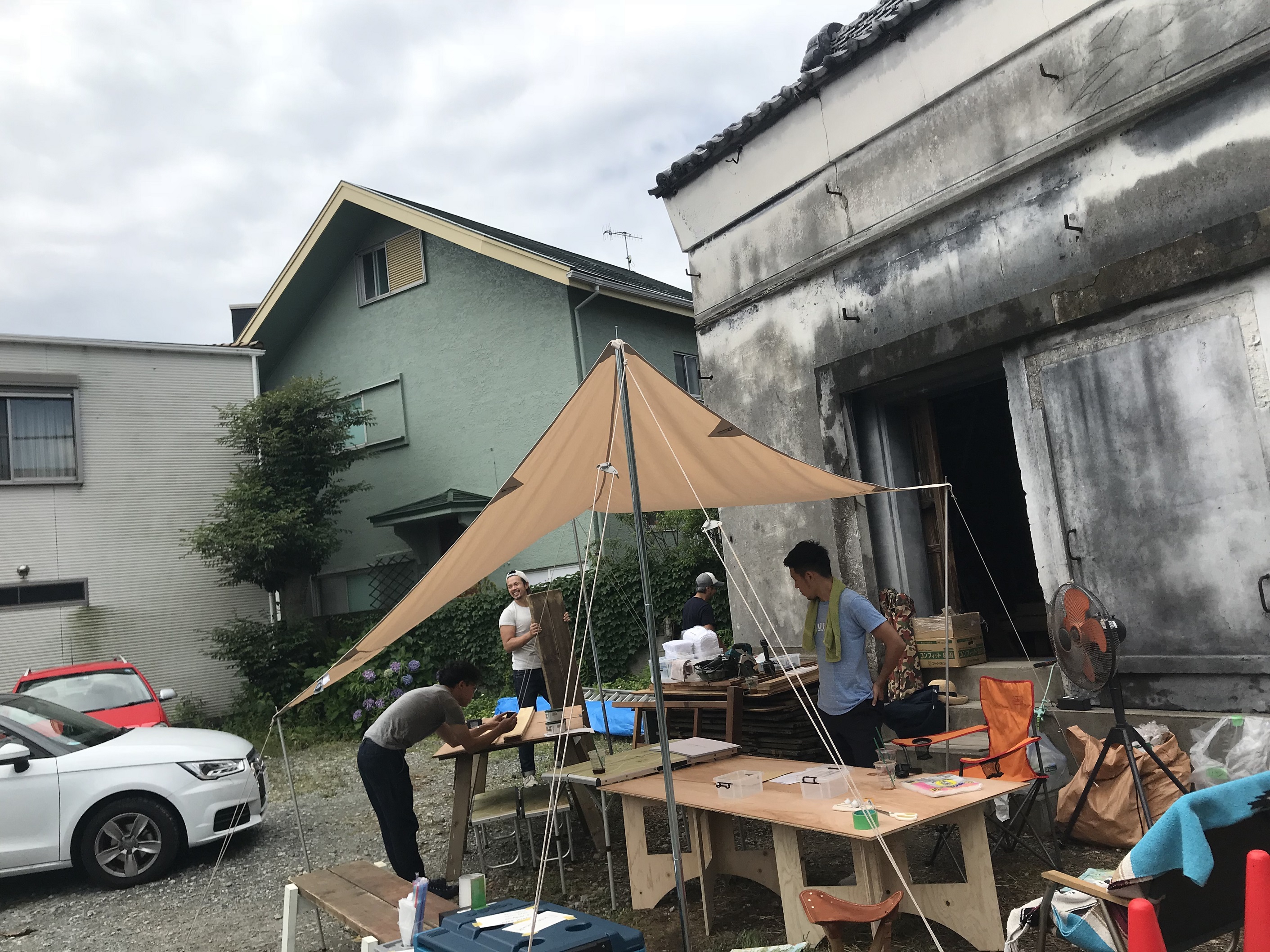 お天気に恵まれ、DIY日和です!